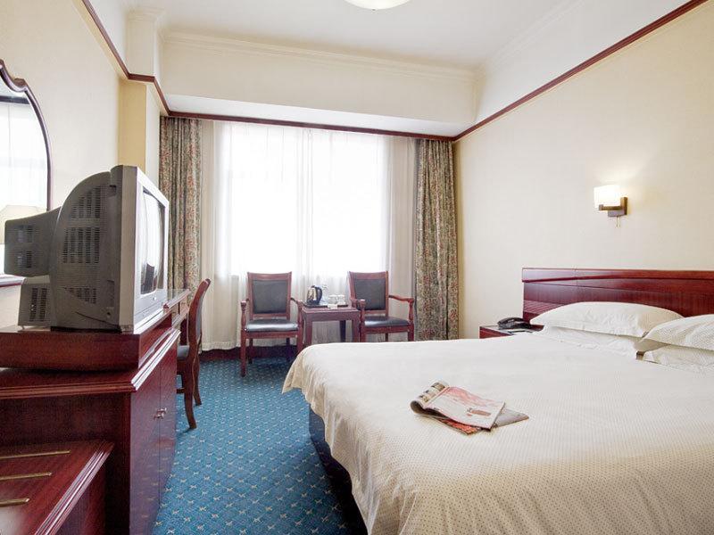 Starway Ganyuan Hotel 3*